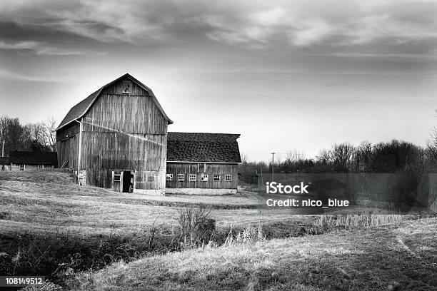 Verlassenen Bauernhaus Stockfoto und mehr Bilder von Abgeschiedenheit - Abgeschiedenheit, Alt, Architektur