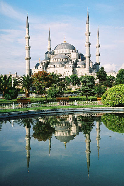 голубая мечеть в стамбуле, турция - sultan ahmed mosque стоковые фото и изображения