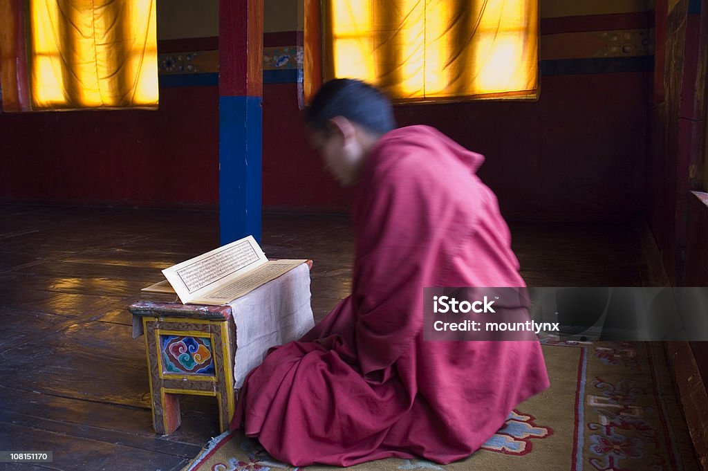 Modlić się Monk - Zbiór zdjęć royalty-free (Buddyzm)