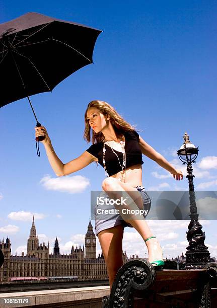 Trovare Shade A Londra - Fotografie stock e altre immagini di Big Ben - Big Ben, Londra, Ombrello