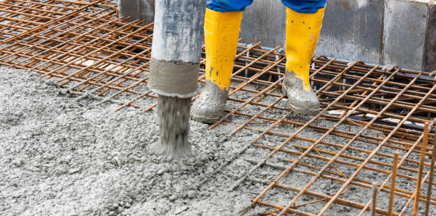 istock Concreting a foundation for a new house 1081538308