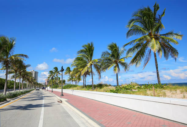 carretera estatal a1a en fort lauderdale beach - fort lauderdale fort florida beach fotografías e imágenes de stock