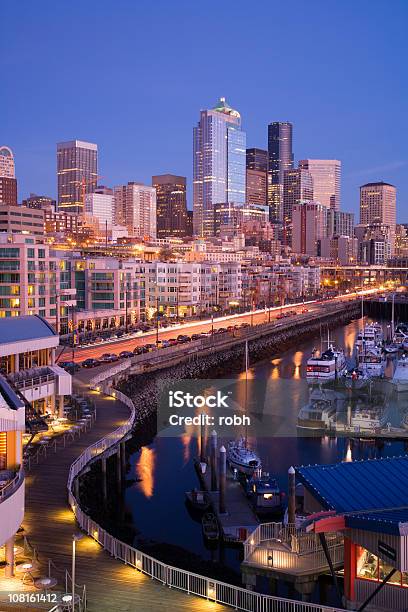 Seattle Waterfront - Fotografias de stock e mais imagens de Seattle - Seattle, Docas, Porto