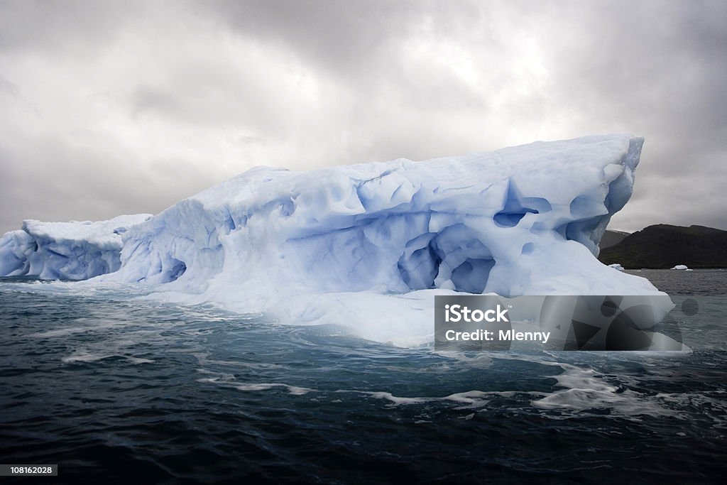 Antártida Iceberg III - Foto de stock de Iceberg - Formación de hielo libre de derechos