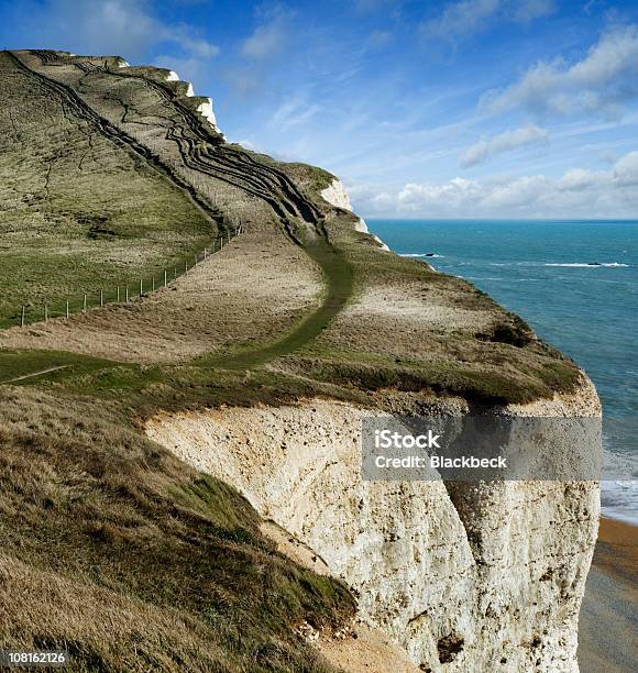 Snaking Caminho Ao Longo Da Costa De Dorset E East Devon Giz Cliff - Fotografias de stock e mais imagens de Ao Ar Livre