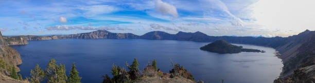 istock Crater Lake National Park 1081694960