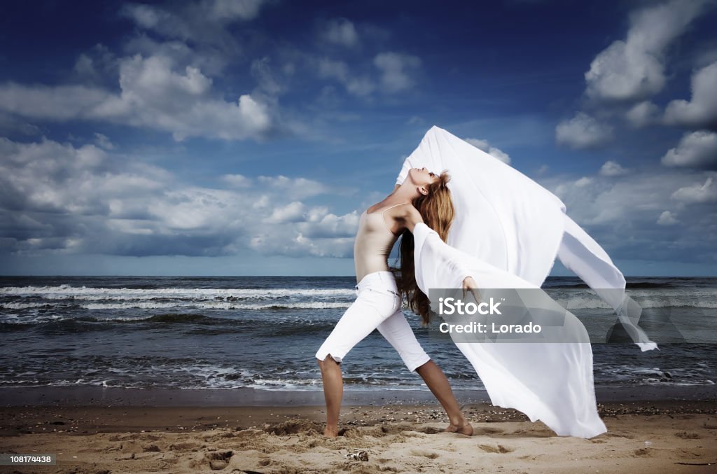 Mulher Posando na praia - Royalty-free Sandhills - Nebrasca Foto de stock