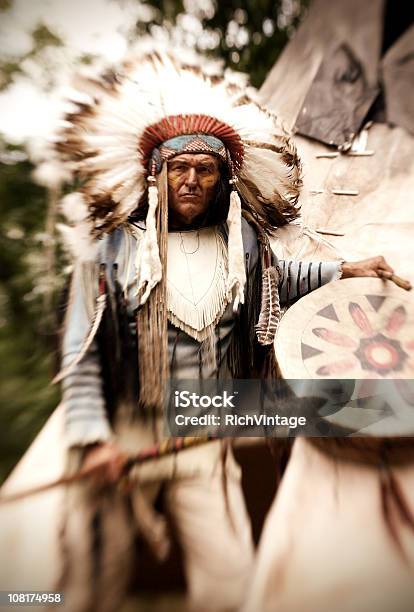 타탕카 걸리죠 집음기 북미 원주민 민족에 대한 스톡 사진 및 기타 이미지 - 북미 원주민 민족, 북미 부족 문화, 전사-사람의 역할