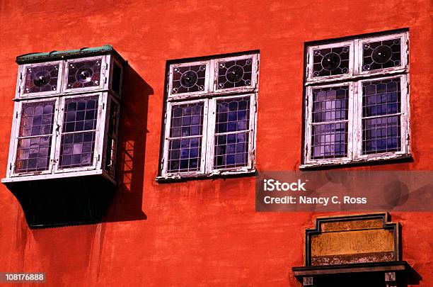 오래된 건물 덴마크 퍼플 유리컵 Windows 0명에 대한 스톡 사진 및 기타 이미지 - 0명, 건물 외관, 건물 정면