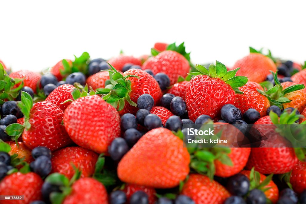 블루베리 및 딸기 제공 - 로열티 프리 딸기 스톡 사진