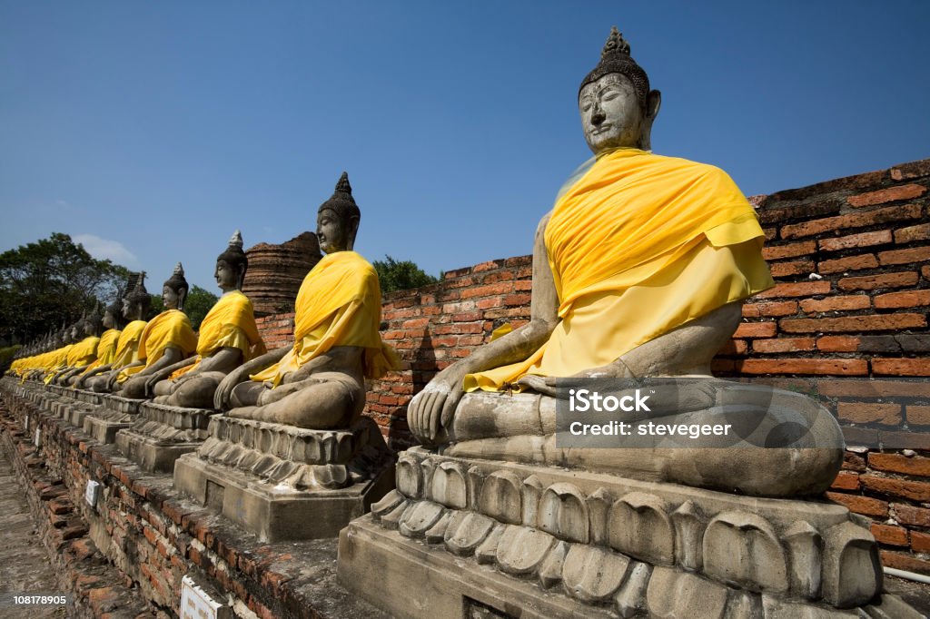 Thai estatuas de Buda - Foto de stock de Ayuthaya libre de derechos