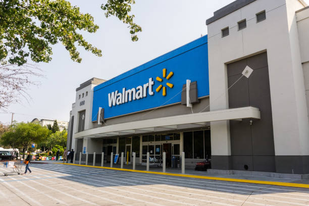 walmart store entrance - department store imagens e fotografias de stock