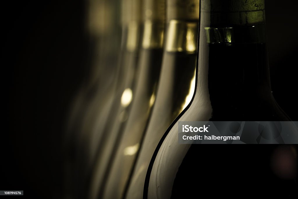 Бутылки вина - Стоковые фото Долина Напа роялти-фри