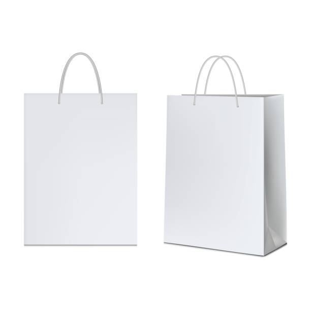 weiße papiertüte, isoliert auf weißem hintergrund. - shopping bag illustrations stock-grafiken, -clipart, -cartoons und -symbole