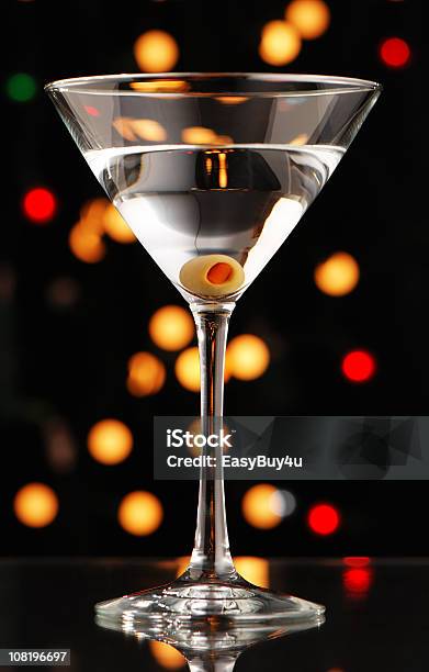マティーニのドリンク - お祝いのストックフォトや画像を多数ご用意 - お祝い, アウトフォーカス, アルコール飲料