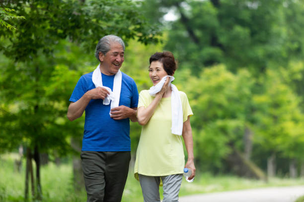 istock Senior couple Exercising 1081972898