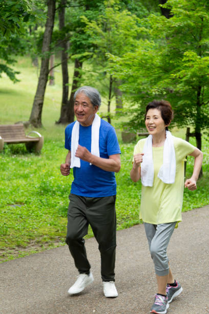 istock Senior couple Exercising 1081973088