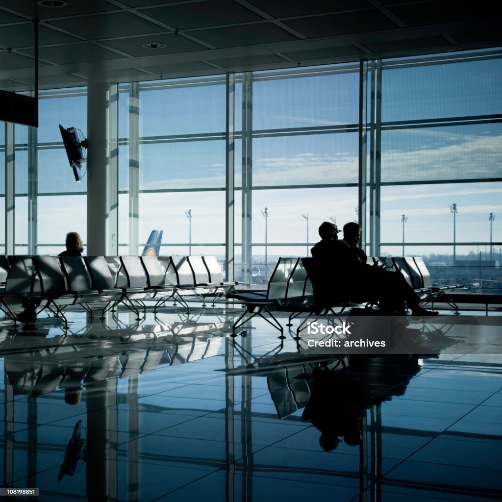 Terminal de l'aéroport - Photo de Adulte libre de droits