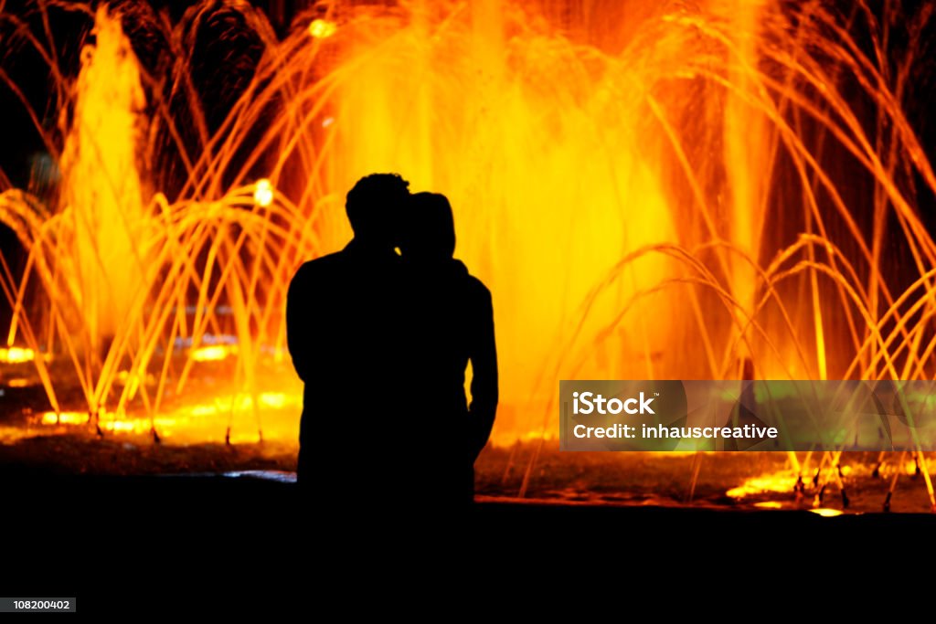 Fonte de Água Romance - Foto de stock de Adulto royalty-free