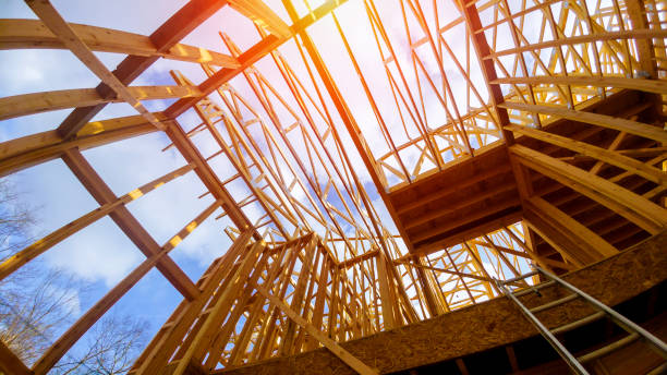 New construction framing house with frame New construction framing stick built house with frame cleat stock pictures, royalty-free photos & images