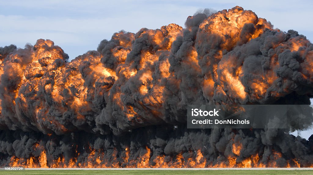 Сильнейшего взрыва и Огненный шар - Стоковые фото Большой роялти-фри