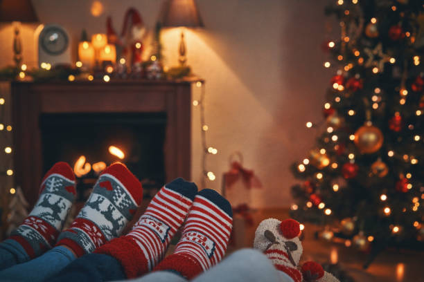 istock Telling Stories in Cosy Christmas Atmosphere 1082036304