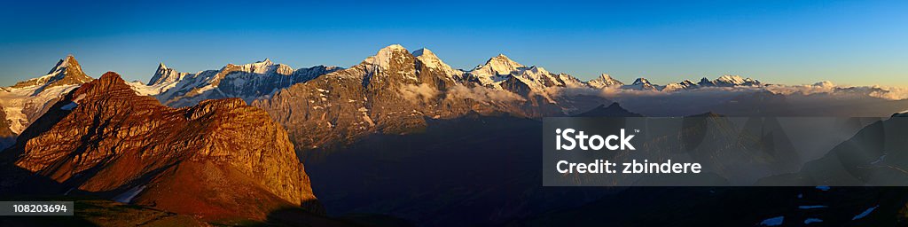 Eiger au coucher du soleil - Photo de Montagne libre de droits