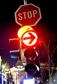 ampeln-und-die-weihnachtsbeleuchtung-in-der-innenstadt.jpg?b=1&s=170x170&k=20&c=3syxkT9Iea64J0SfVTXTHdT-QY5ACU9gpEdVlveQAeY=