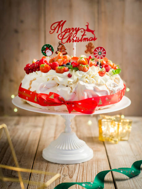 istock Christmas Pavlova cake 1082105874