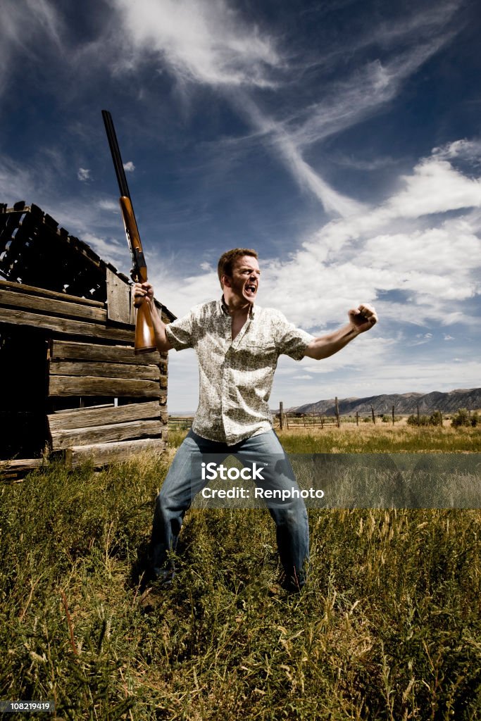 Verärgert Mann mit Pistole - Lizenzfrei Hillbilly Stock-Foto