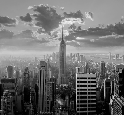 Edificios de la ciudad de Nueva York, blanco y negro photo