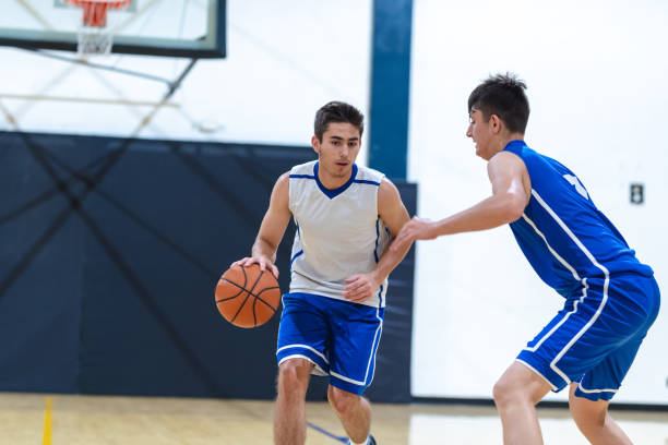 istock High school basketball game 1082221470