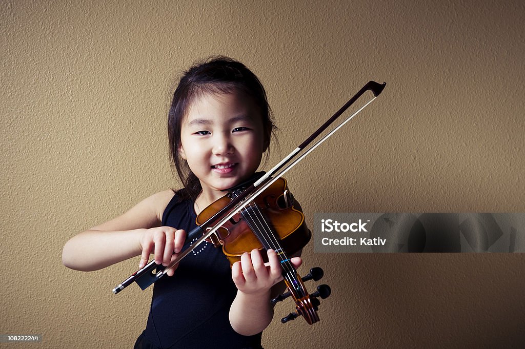 J'adore jouer au violon - Photo de Violon libre de droits
