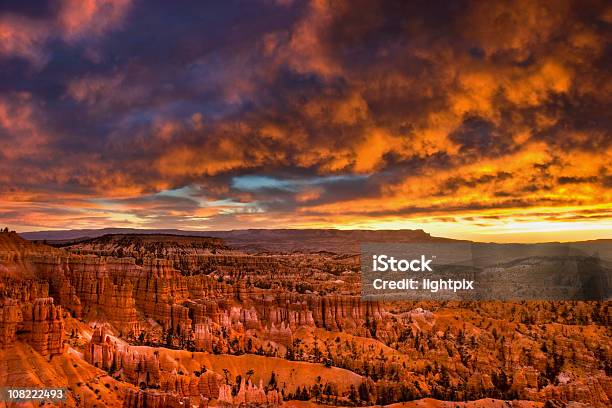 Bryce Canyon - Fotografie stock e altre immagini di Ambientazione esterna - Ambientazione esterna, Arancione, Arenaria - Roccia sedimentaria