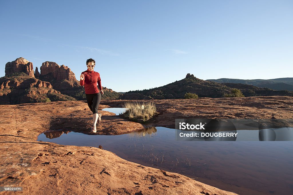 Frau Wüste running - Lizenzfrei Arizona Stock-Foto