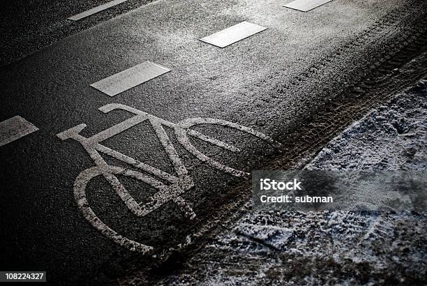 Велосипедная Дорожка — стоковые фотографии и другие картинки Дёготь - Дёготь, Асфальт, Без людей