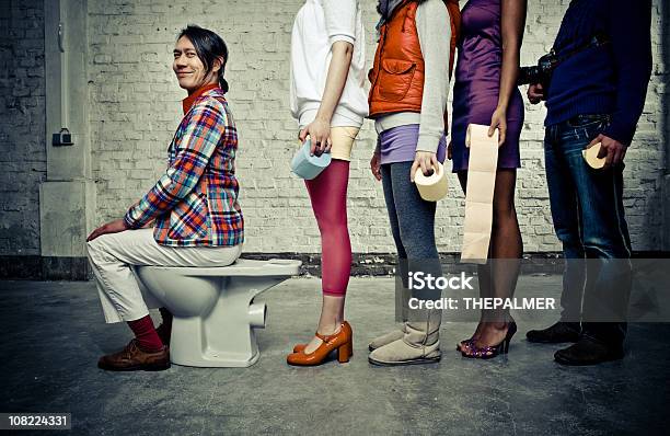 Der Längste Yard Stockfoto und mehr Bilder von Toilette - Toilette, Schlange bilden, Bathroom