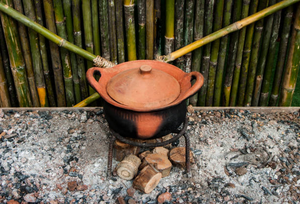 istock Clay pot and stove 1082253734