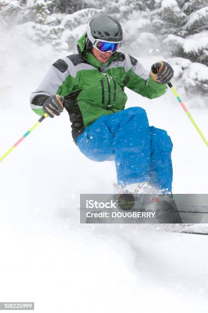 スキー場 - 1人のストックフォトや画像を多数ご用意 - 1人, 30代, 30代の男性一人