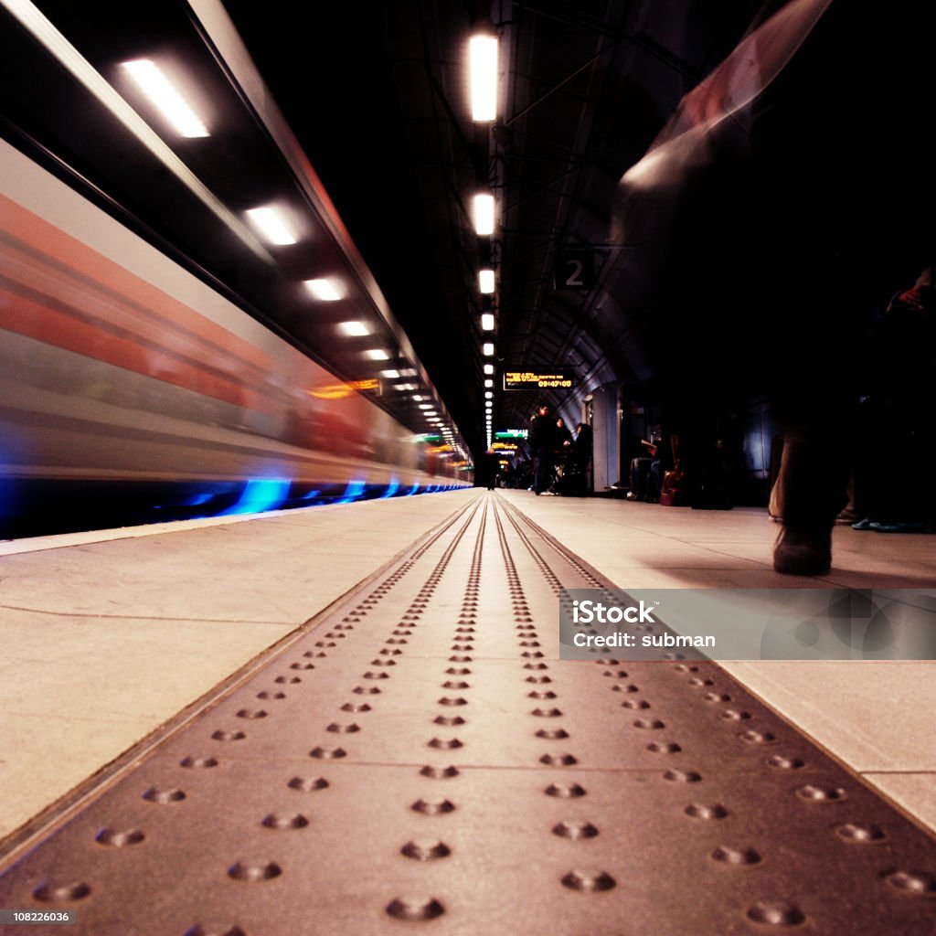 Metrô de Londres - Foto de stock de Trem royalty-free