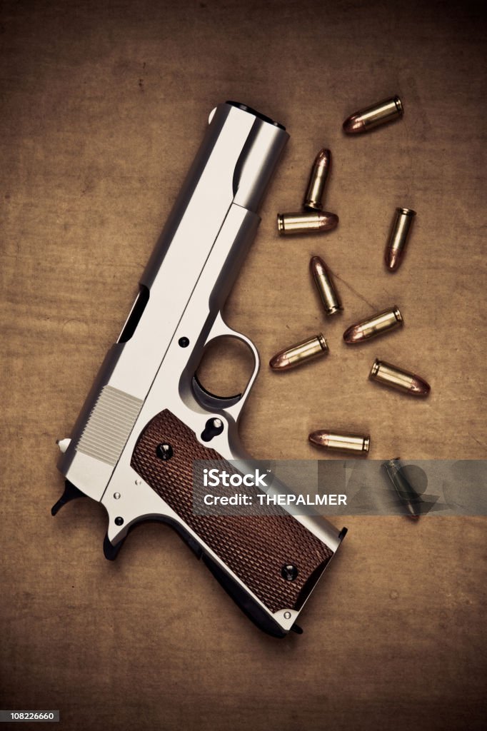 Arma de fogo e munição - Foto de stock de Bala - Munição royalty-free