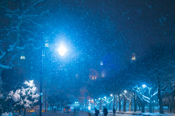 istock Istanbul sultanahmet, snow and landscape 1082277770