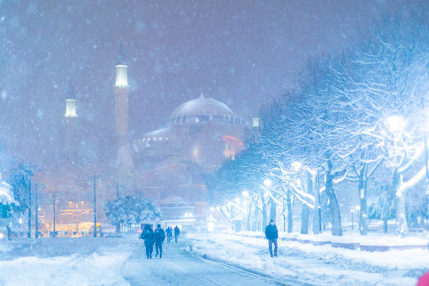 istock Istanbul sultanahmet, snow and landscape 1082277904