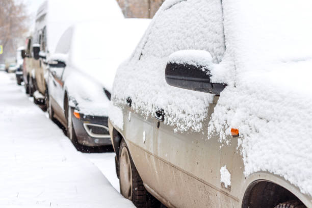 istock Snow on cars after snowfall 1082336076