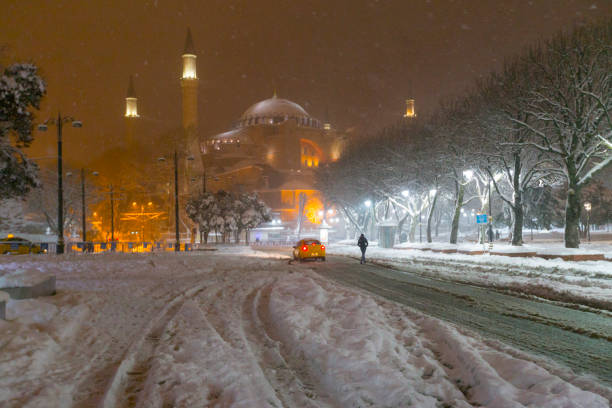 istock Istanbul sultanahmet, snow and landscape 1082336956