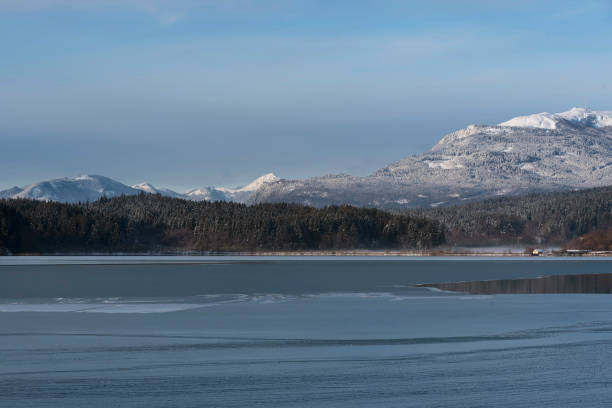 istock Winter at Lake Faaker See 1082388602