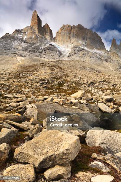 Vista Dalla Valle De Francesc - Fotografie stock e altre immagini di Montagna - Montagna, Roccia, Ambientazione esterna