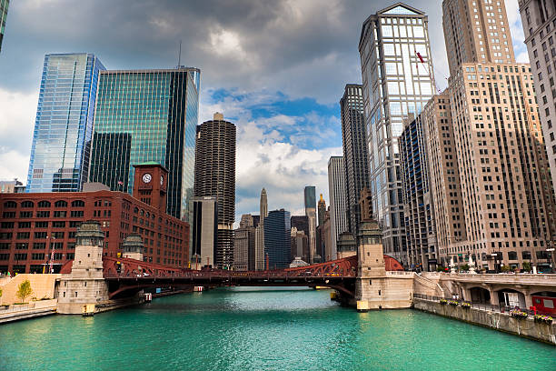 시카고 재무관련 관구 - chicago illinois chicago river bridge 뉴스 사진 이미지