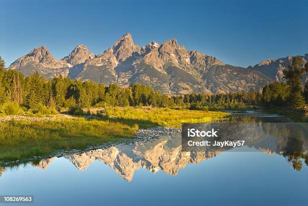 Grand Tetons - zdjęcia stockowe i więcej obrazów Dolina Snake River - Dolina Snake River, Ameryka, Bez ludzi