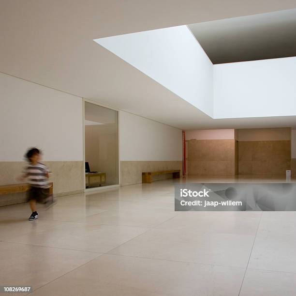 Museu Moderna - Fotografias de stock e mais imagens de A caminho - A caminho, Abstrato, Aluno